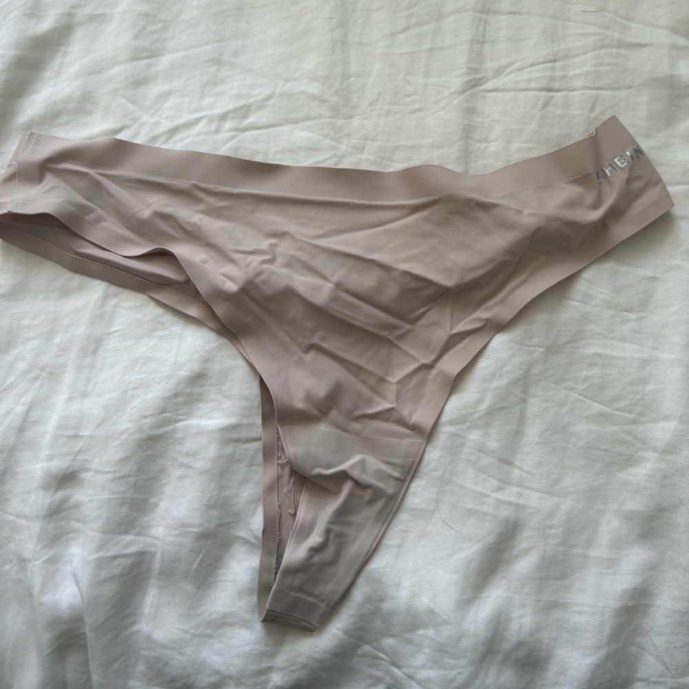 undies